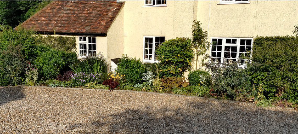 Meadown Cottage - Front of House 2